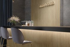 QYMH1006BI10729_DASSEL_02_AMBIENTE_DASSEL_OAK_40X120_EVER_ANTRACITE_30X90_EVER_ANTRA_SZ1