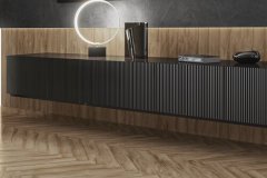 QYMH1545BI23020_NASH_06_AMBIENTE_NASH_OAK_98X593_REV_STATALE_BLACK_120X260_RECIBIDOR_SZ1